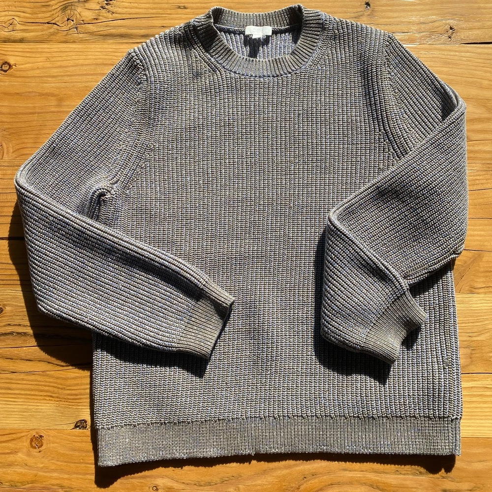COS NWOT  - heavy knit chunky knit sweater.